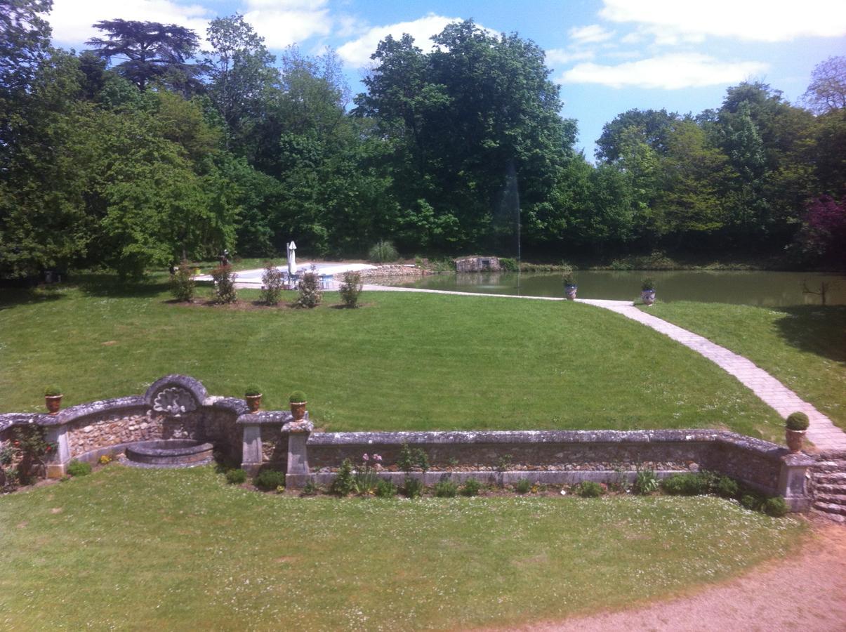 Chateau Marieville Bonneuil-Matours Bagian luar foto