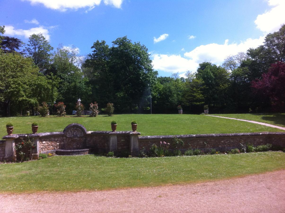 Chateau Marieville Bonneuil-Matours Bagian luar foto